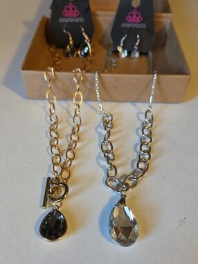 Two sets of Paparazzi  Accessories Necklaces.